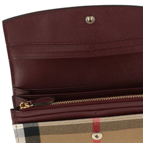 burberry wallet price singapore|Burberry wallet outlet.